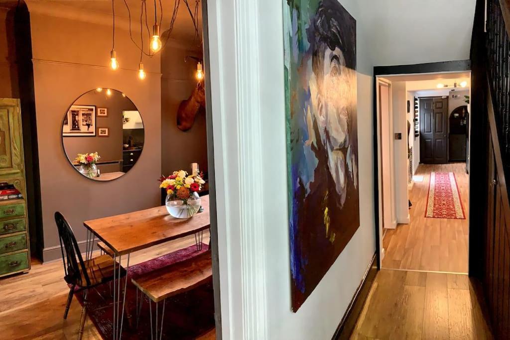 Chic Townhouse Near Tunnels Beaches Ilfracombe Extérieur photo