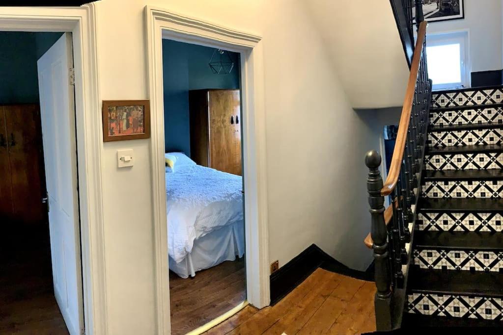 Chic Townhouse Near Tunnels Beaches Ilfracombe Extérieur photo